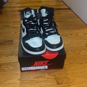 Jordan retro 1 Mochas men’s size 8.5